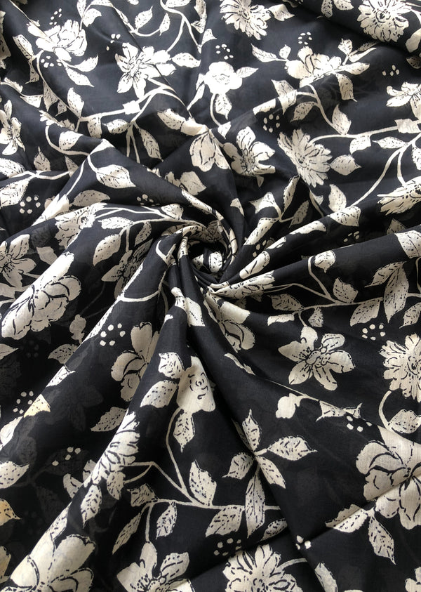 Black & White Floral Print Muslin